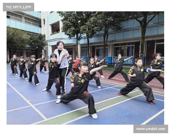 武术班教学探索:传统技艺与现代实践的完美融合 武术班教学探索:传统技艺与现代实践的完美融合